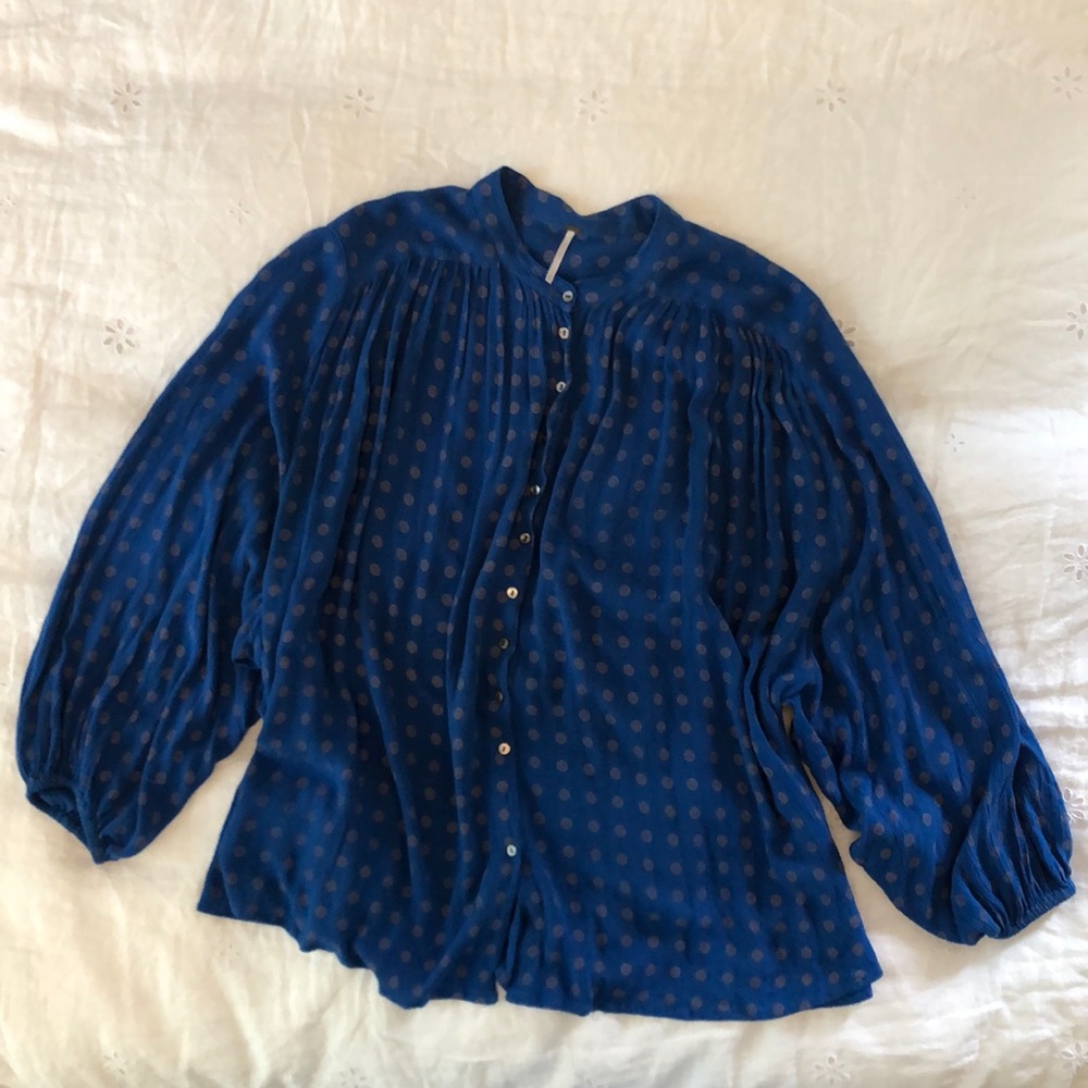 Collarless oversized Free People top